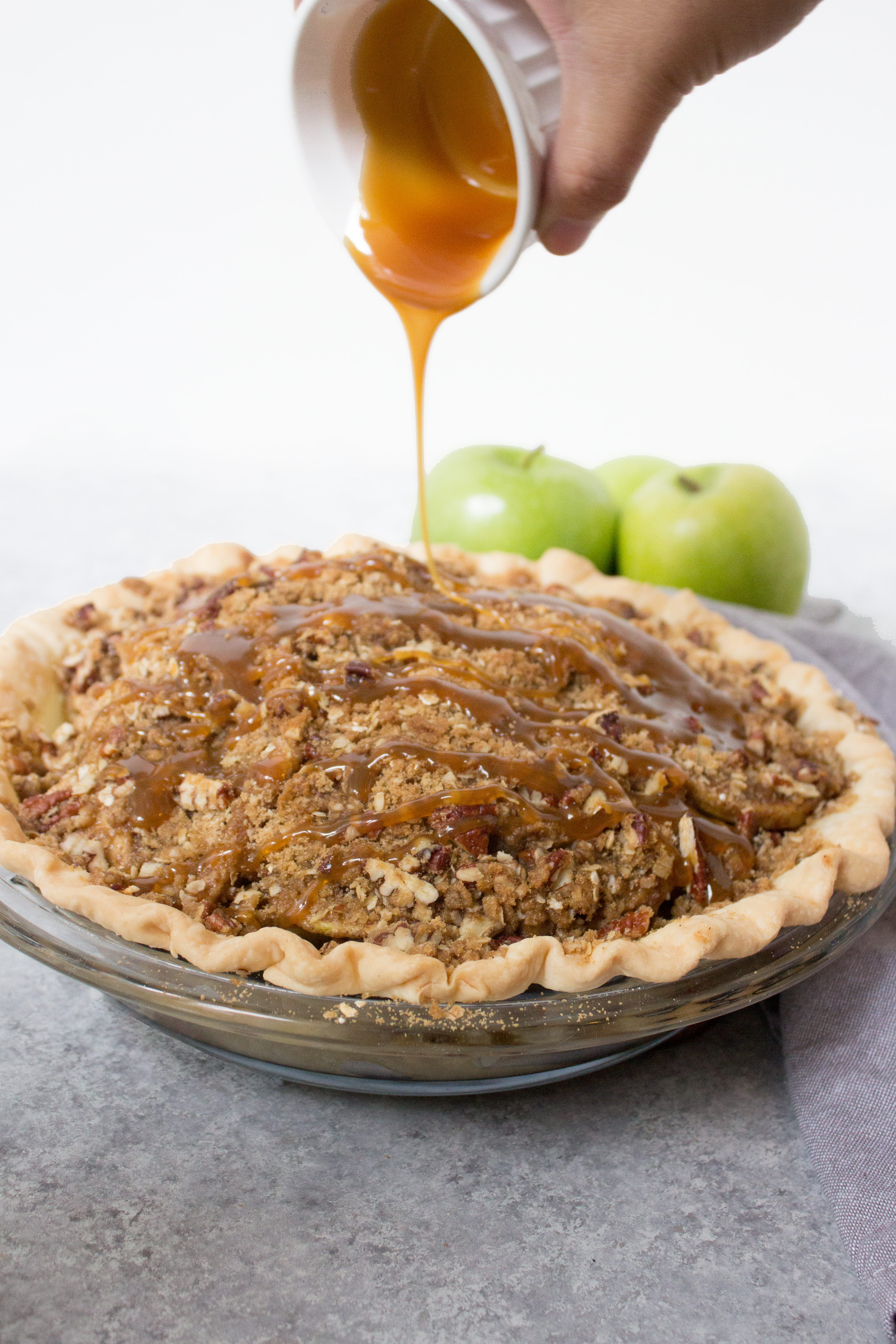 Crunchy Caramel Apple Pie